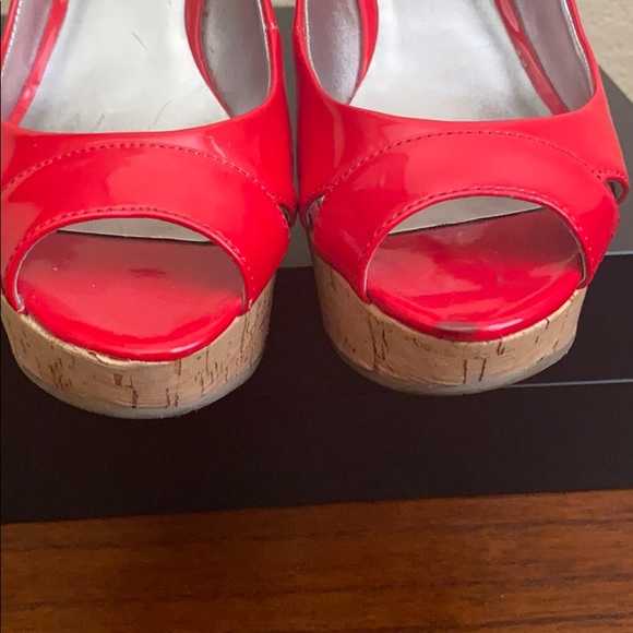 Guess - Red Patent Leather Cork Wedge - Picture 4 of 9